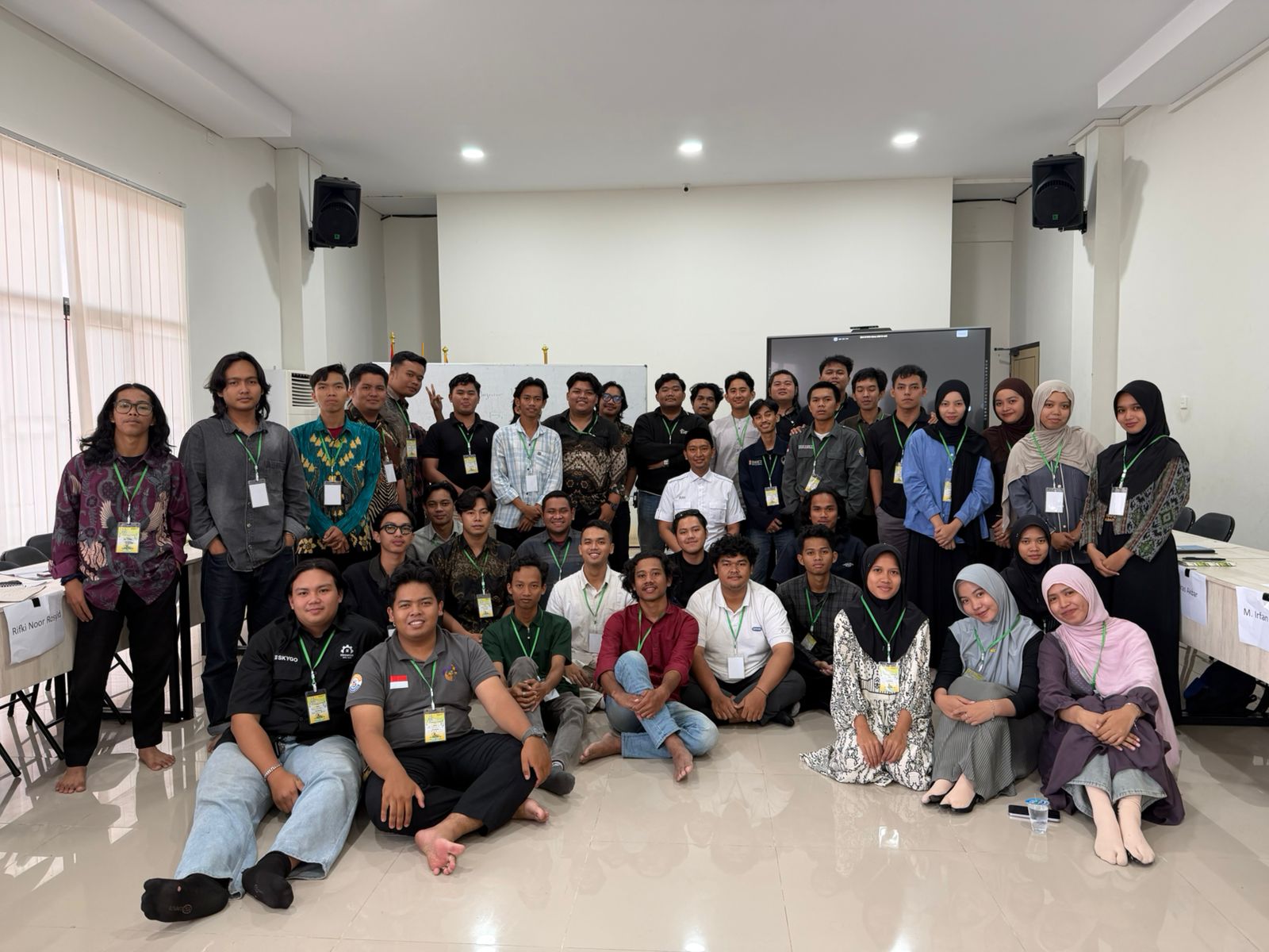 Gambar Arief Rosyid Hasan Hadir Di LK II HMI Cabang Kukar, Ajak Kader Kawal Era Baru Ekonomi Pasal 33 UUD 1945 - arief-rosyid-hasan-hadir-di-lk-ii-hmi-cabang-kukar-ajak-kader-kawal-era-baru-ekonomi-pasal-33-uud-1945