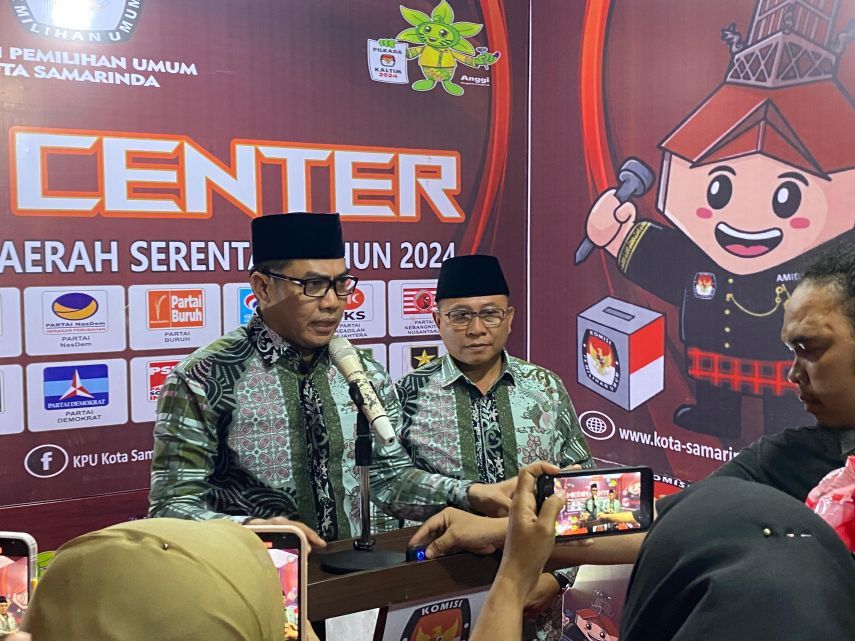 uploads/2024/10/pasangan-calon-tunggal-di-pilwali-samarinda-andi-harun-dan-saefuddin-zuhri-67088ece0cb2b.jpeg