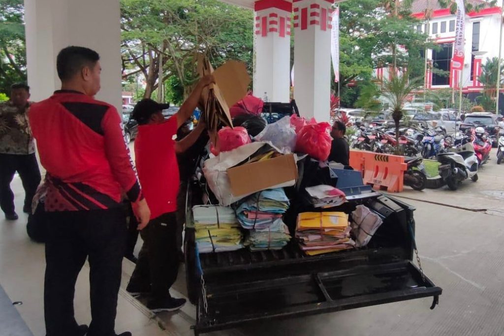 WhatsApp Image 2025-10-05 at 23.10.32