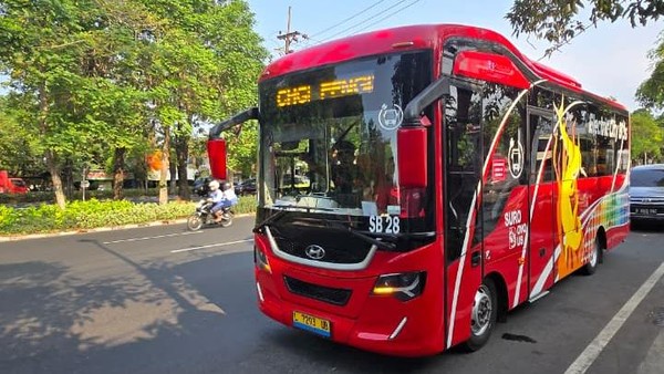 bus-listrik-dengan-pola-buy-the-service-di-kota-surabaya-1755473848037_169